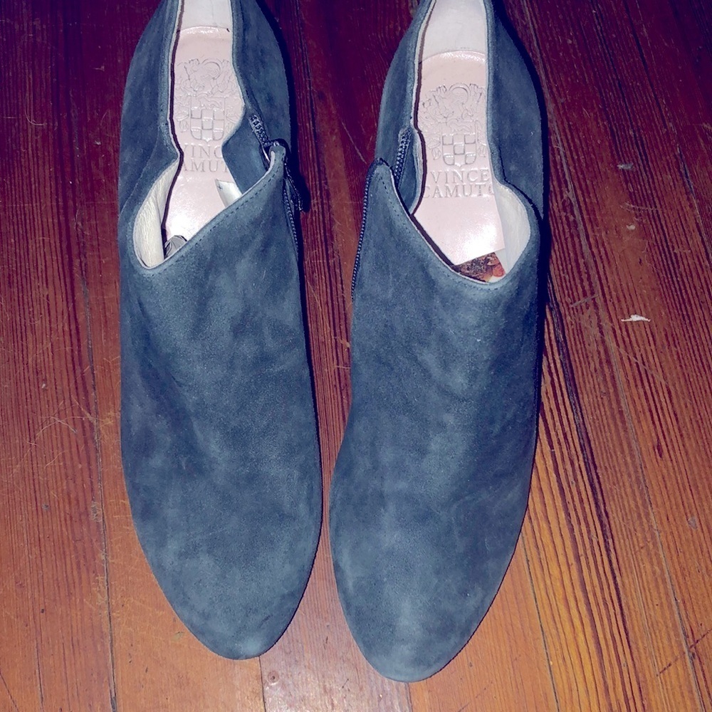 Vince Camuto’s shoe booties 3 1/2 inch heel